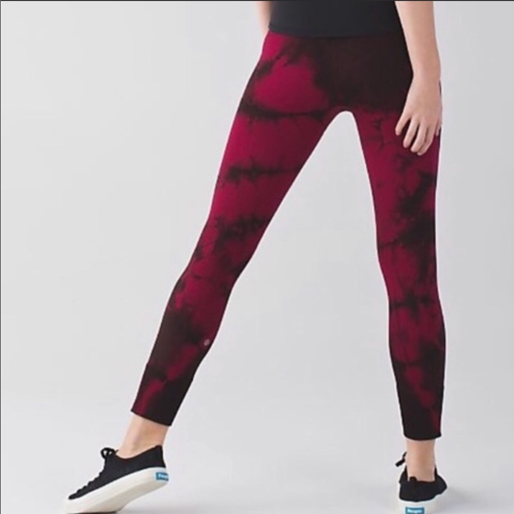 rare lululemon leggings ebb to street